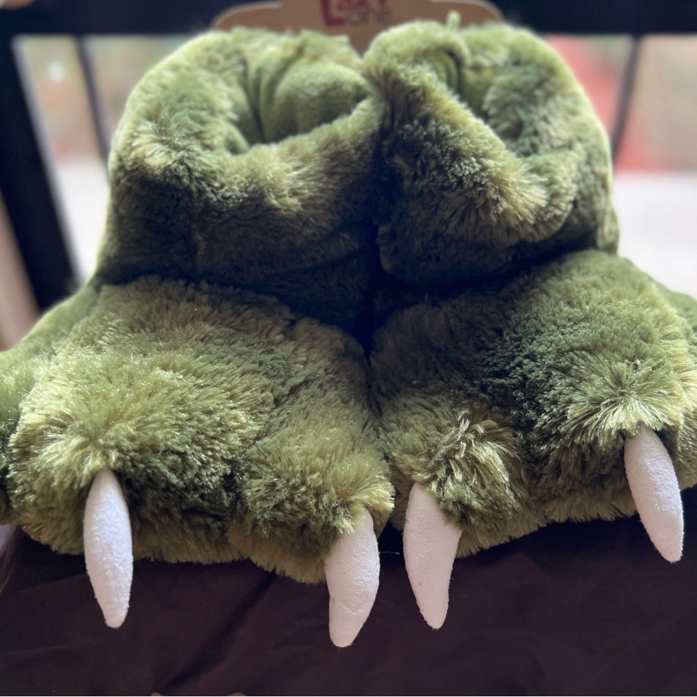 DINO PAW SLIPPERS: Large (Adult Mens 4-7, Womens 5-8)